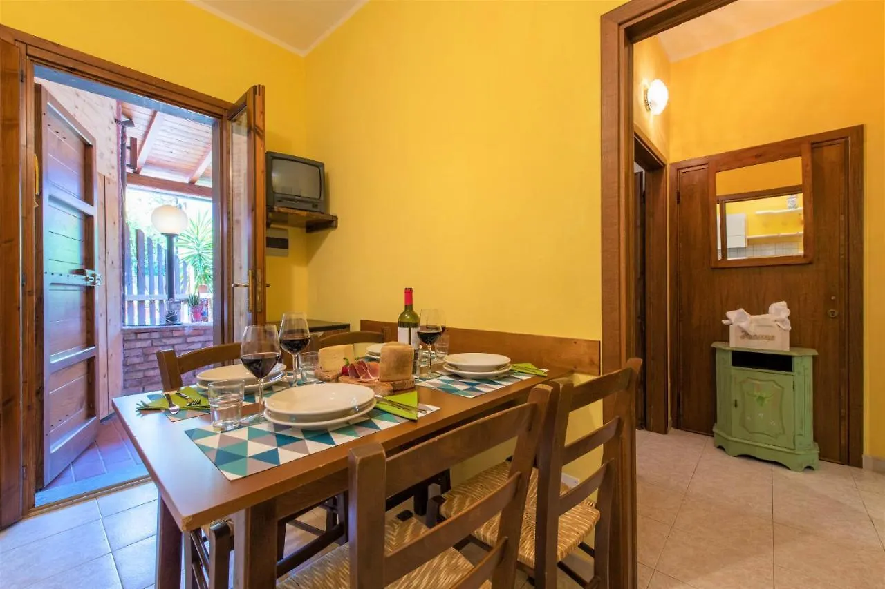 Hostly - Country House Donoratico - Only For Families Casa vacanze