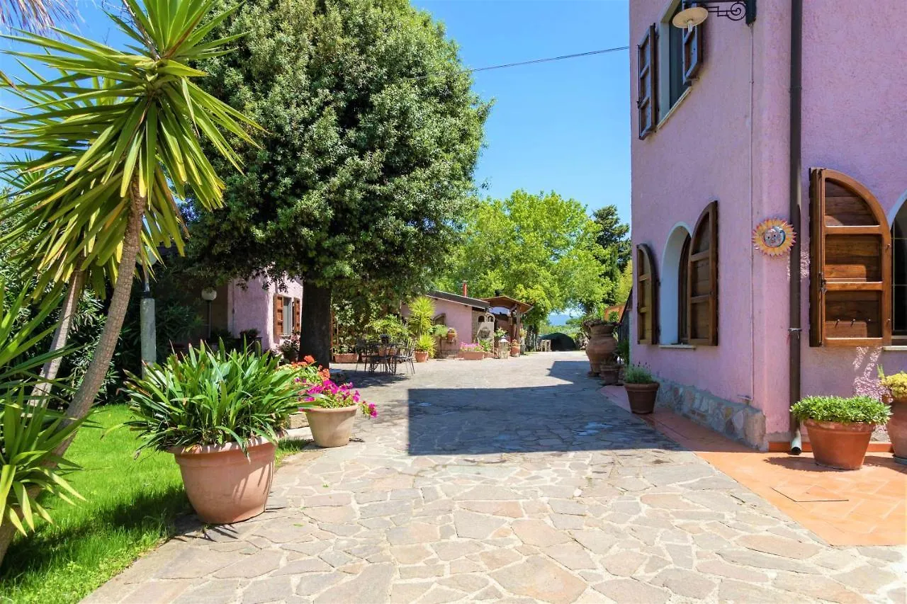 Hostly - Country House Donoratico - Only For Families Casa vacanze